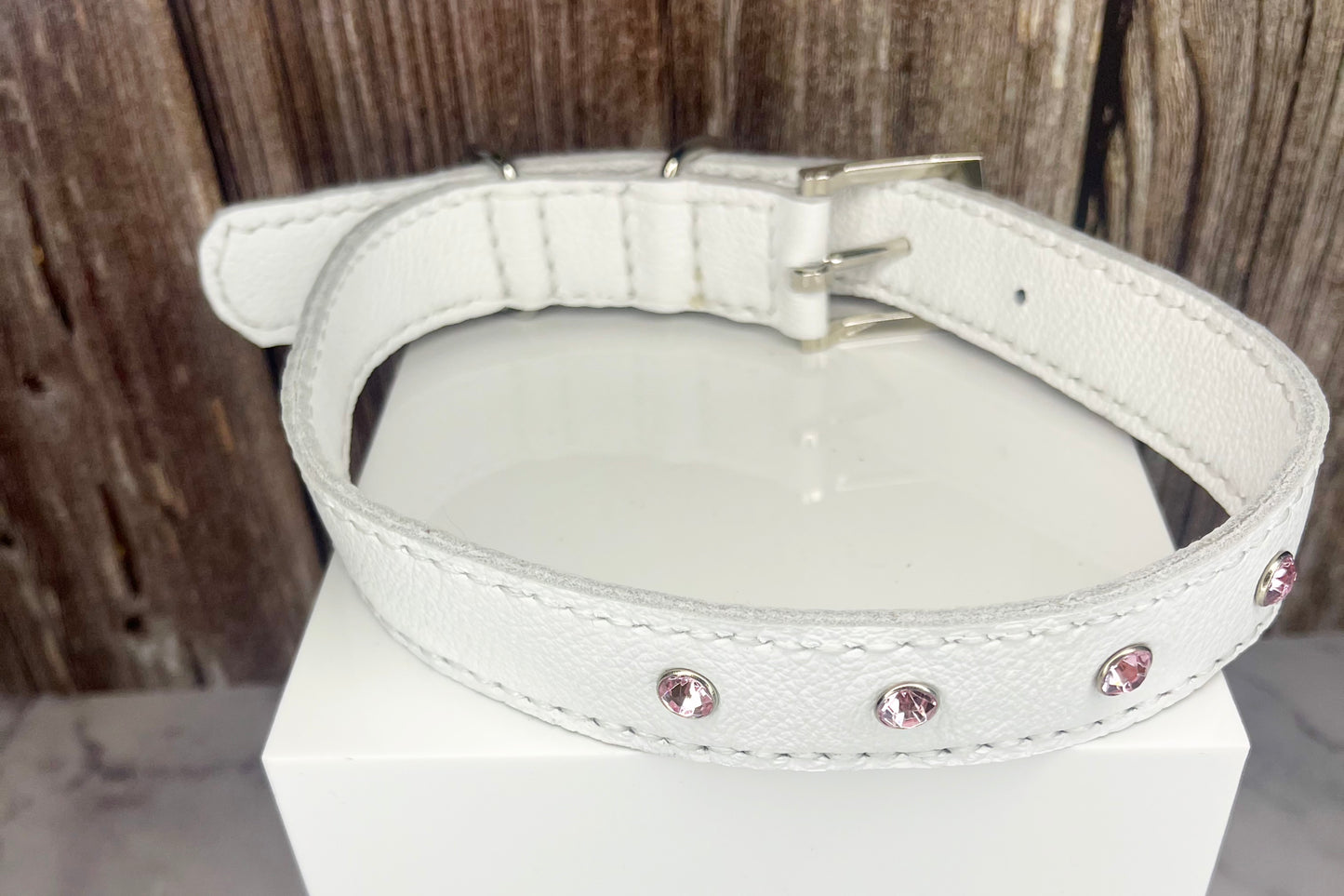 Large White Collar with Light Pink Diamante