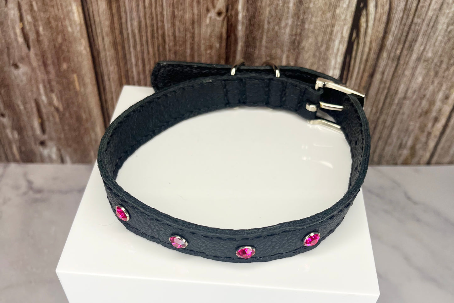 Medium Black Collar with Hot Pink Diamantes