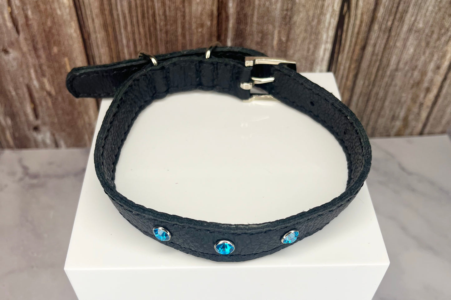 Medium Black Collar with Turquoise Diamantes