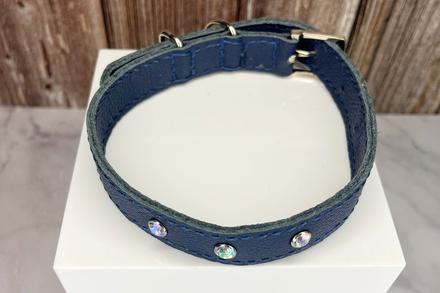 Medium Navy Blue Collar with AB Diamantes