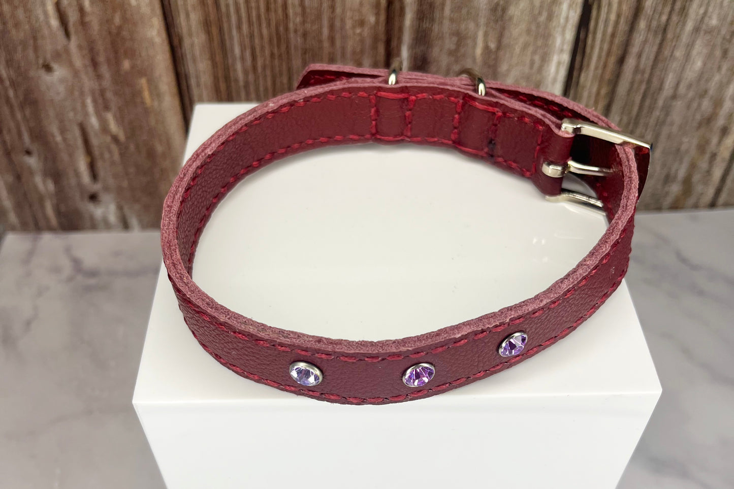 Medium Red Collar with Lilac Diamamtes