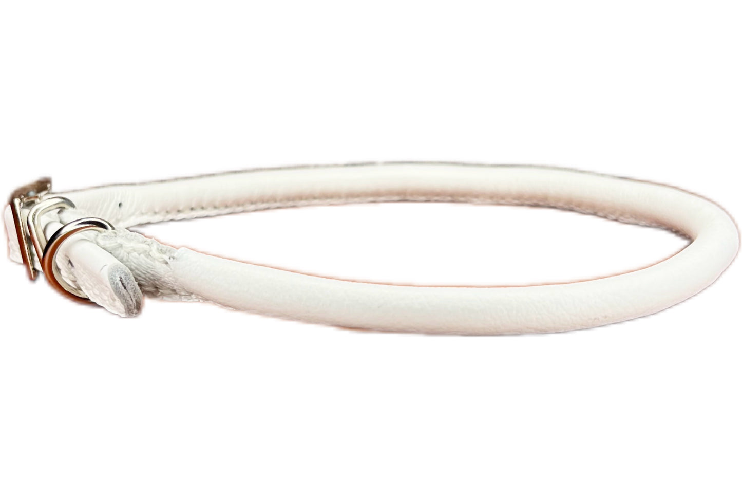 Thick White Rolled Collar