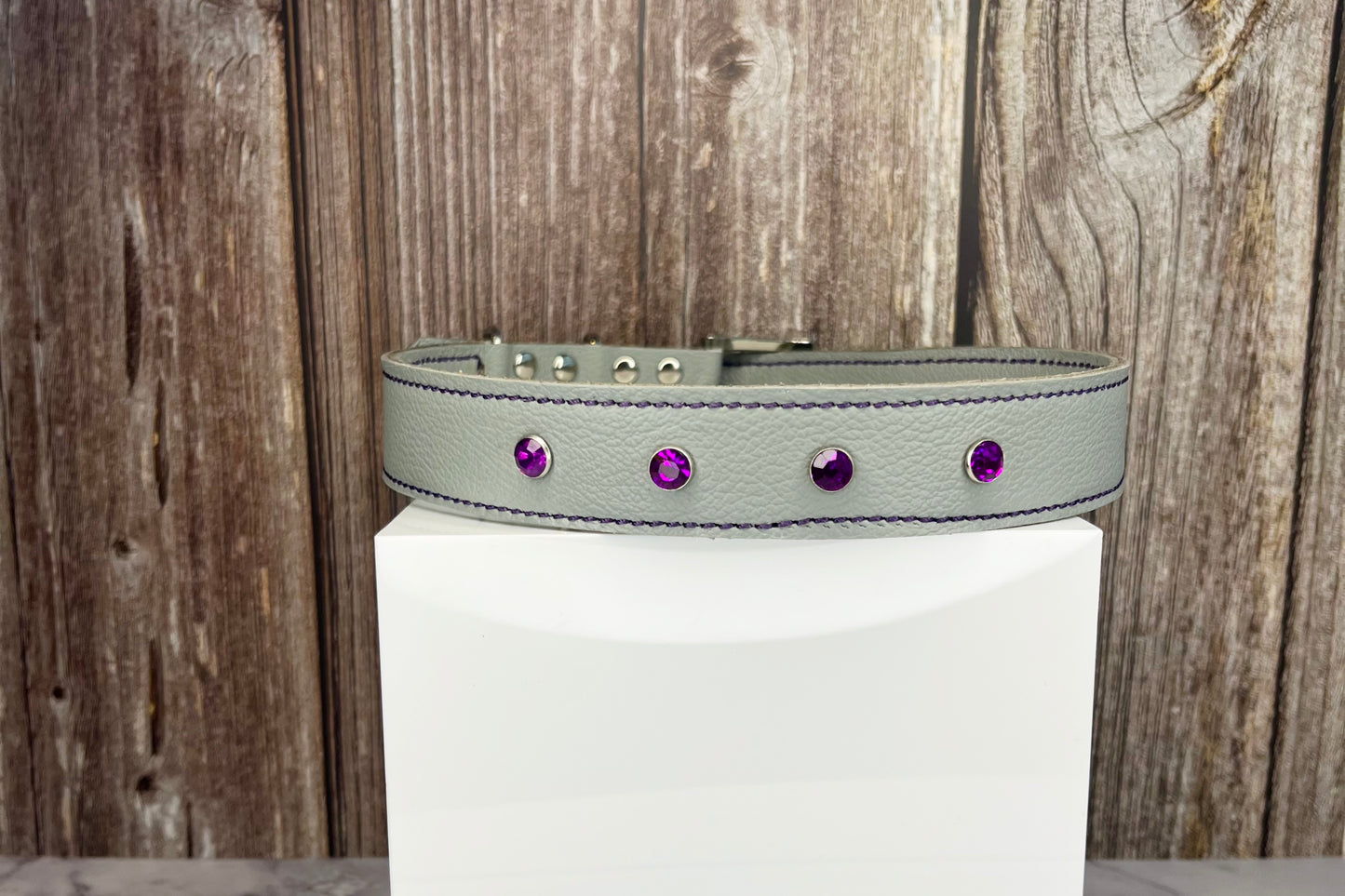 Large Grey Collar with Violet Diamante