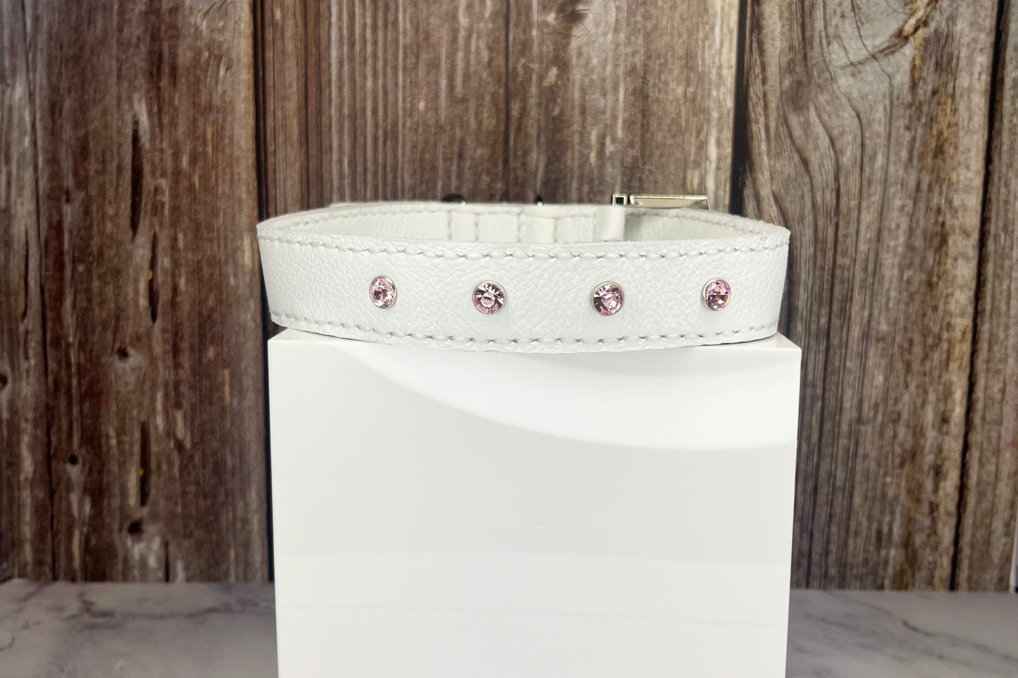 Large White Collar with Light Pink Diamante