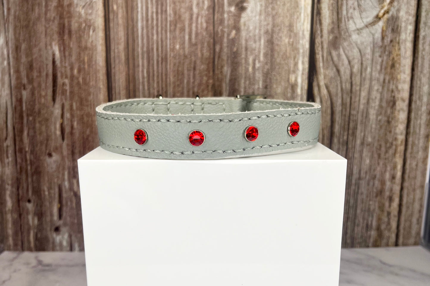 Medium Grey Collar with Red Diamante