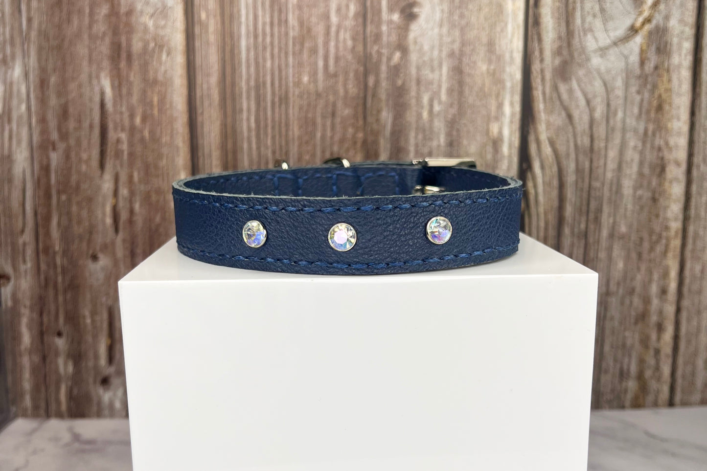 Medium Navy Blue Collar with AB Diamantes