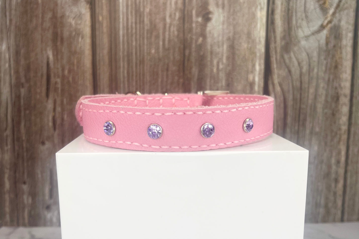 Medium Pink Collar with Lilac Diamantes