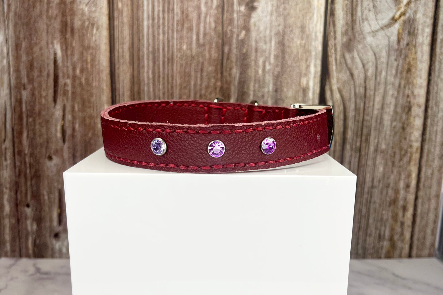 Medium Red Collar with Lilac Diamamtes