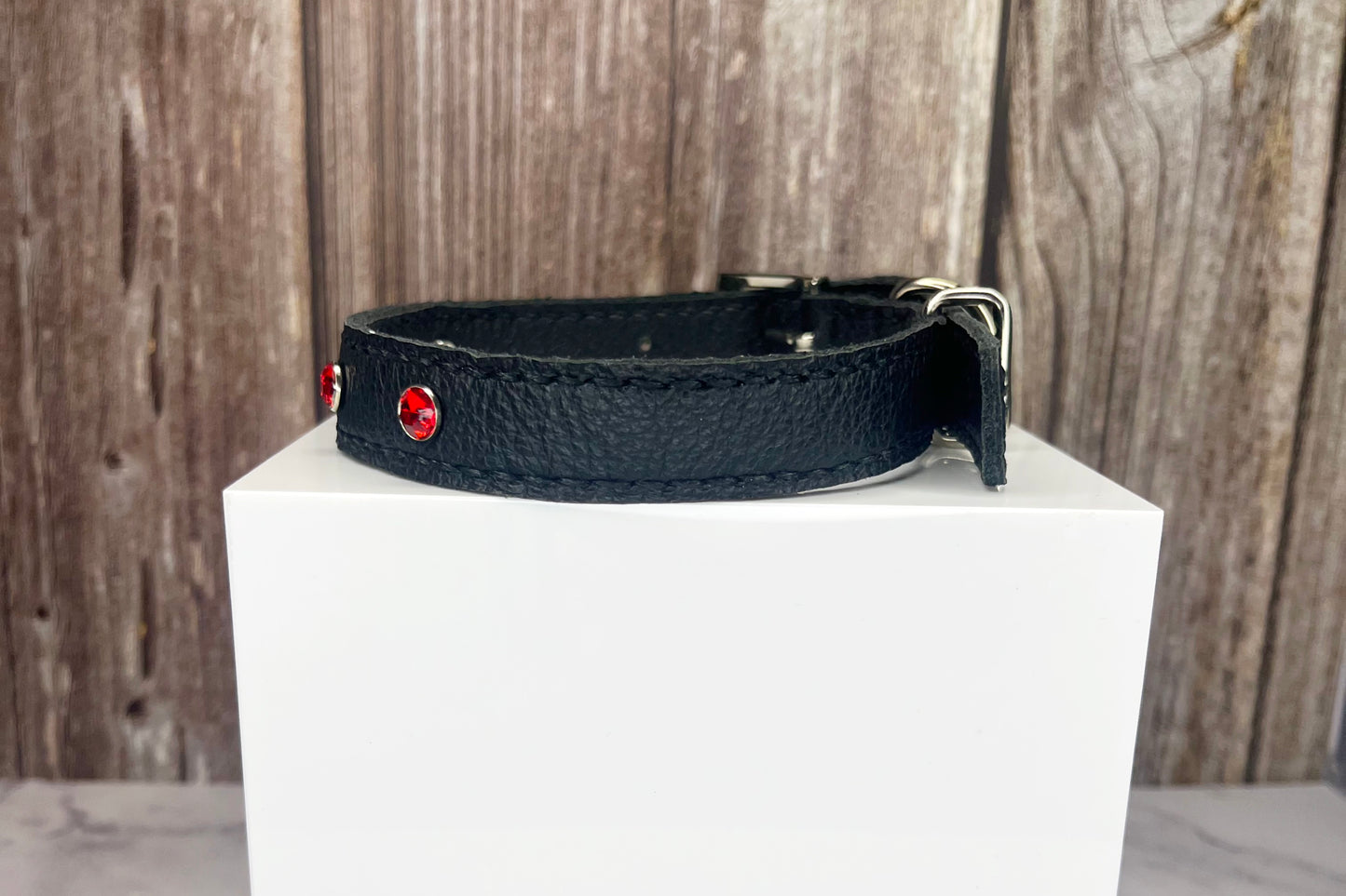 Medium Black Collar with Red Diamantes