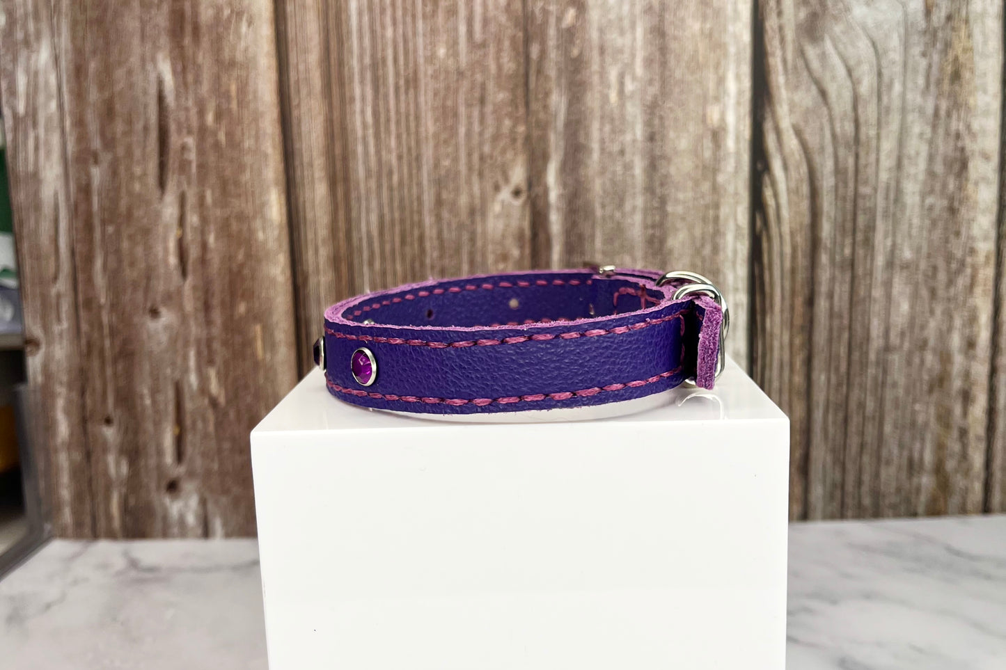 Small Purple Collar with Violet Diamantes