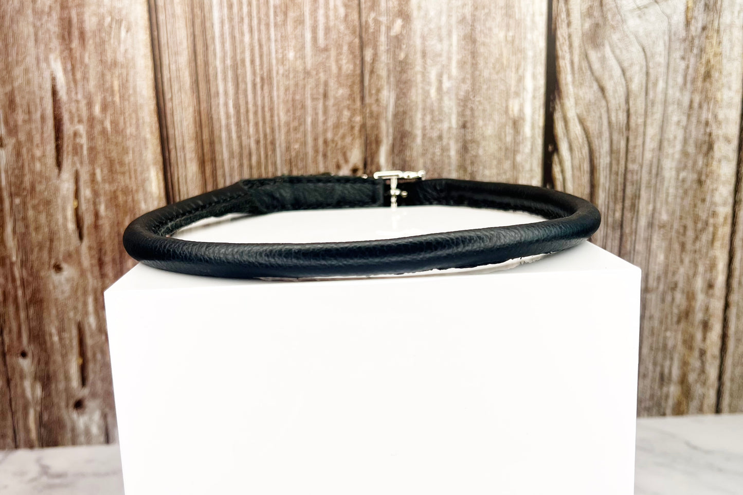 Thick Black Rolled Collar