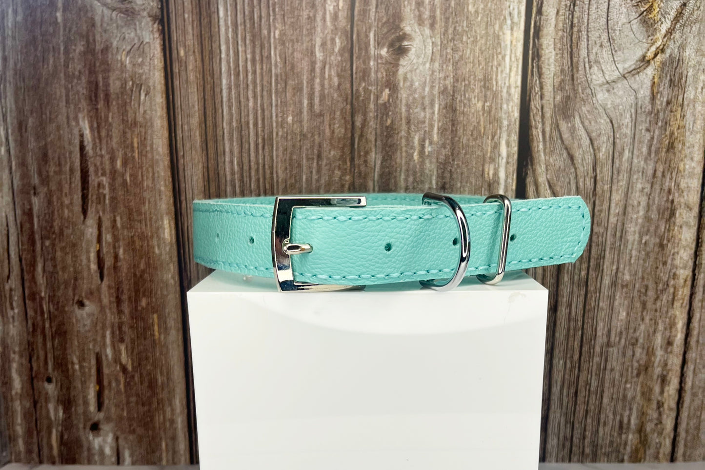 Large Aqua Green Collar with Jade Green Diamante