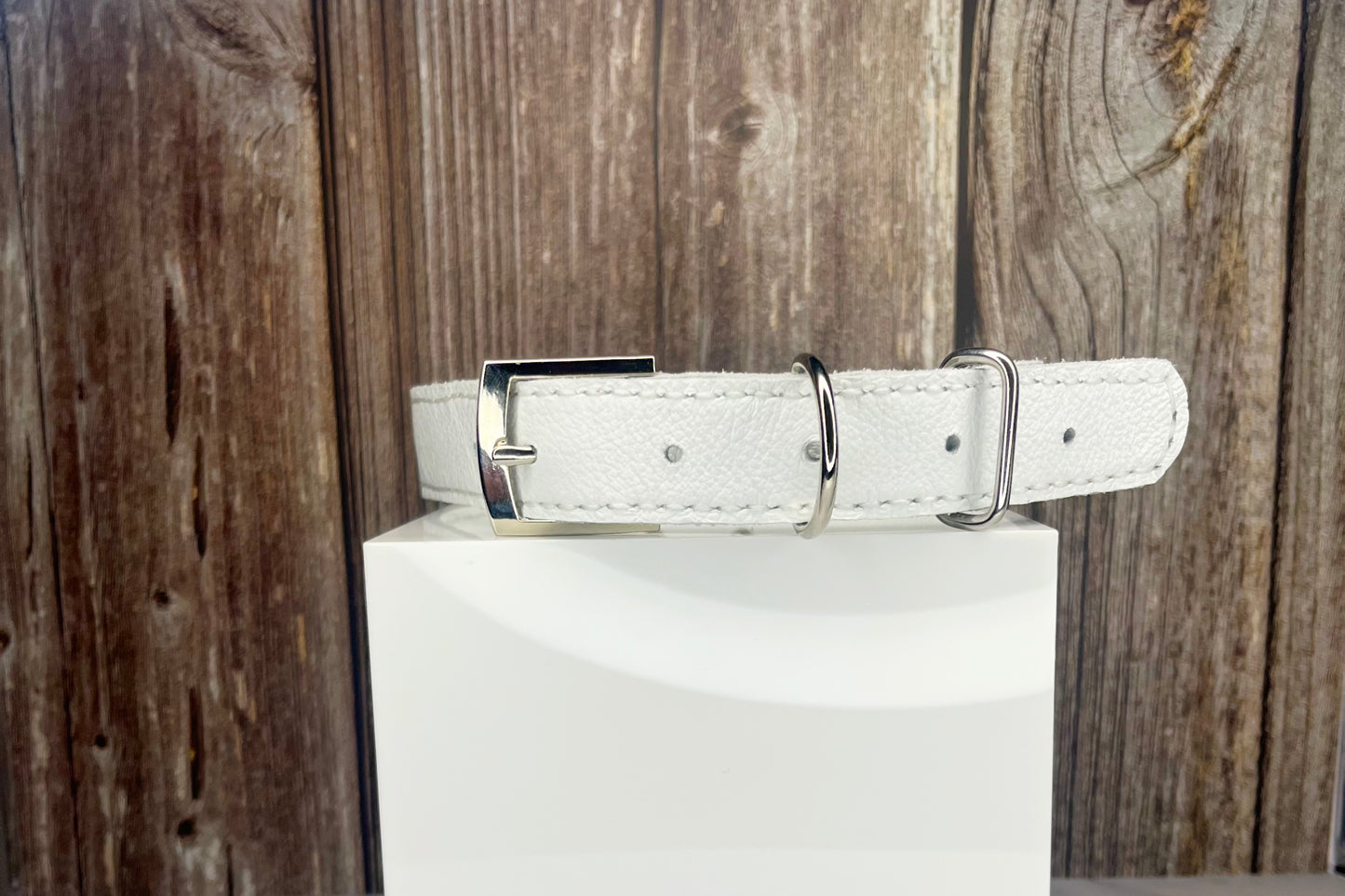 Large White Collar with Light Pink Diamante