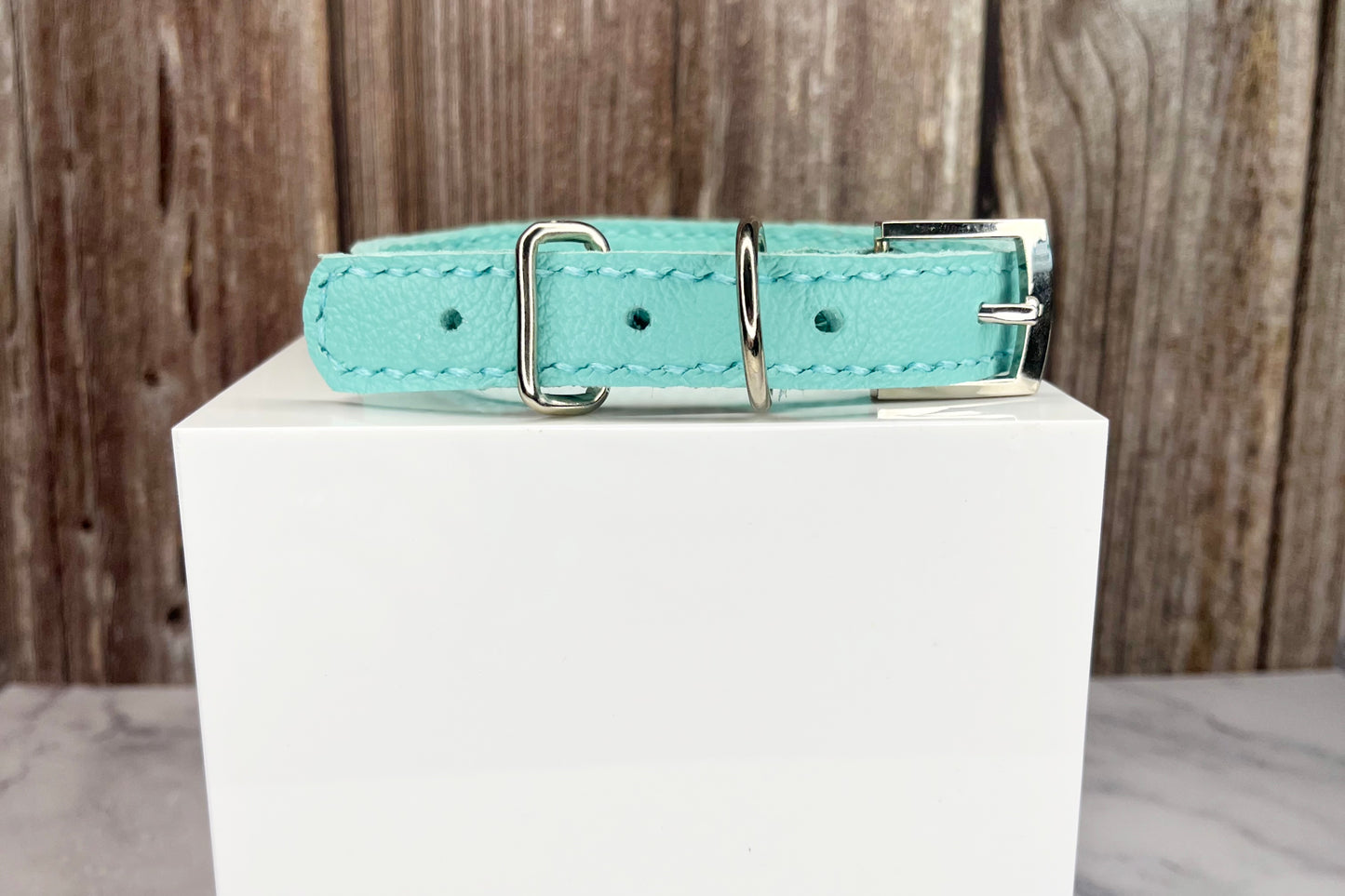 Medium Aqua Green Collar with Jade Diamantes