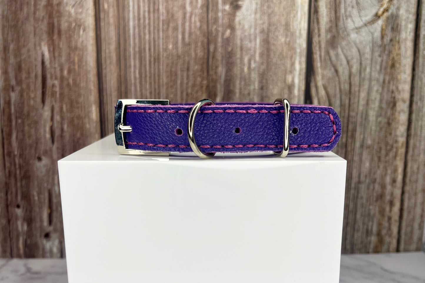 Medium Purple Collar with Lilac Diamantes