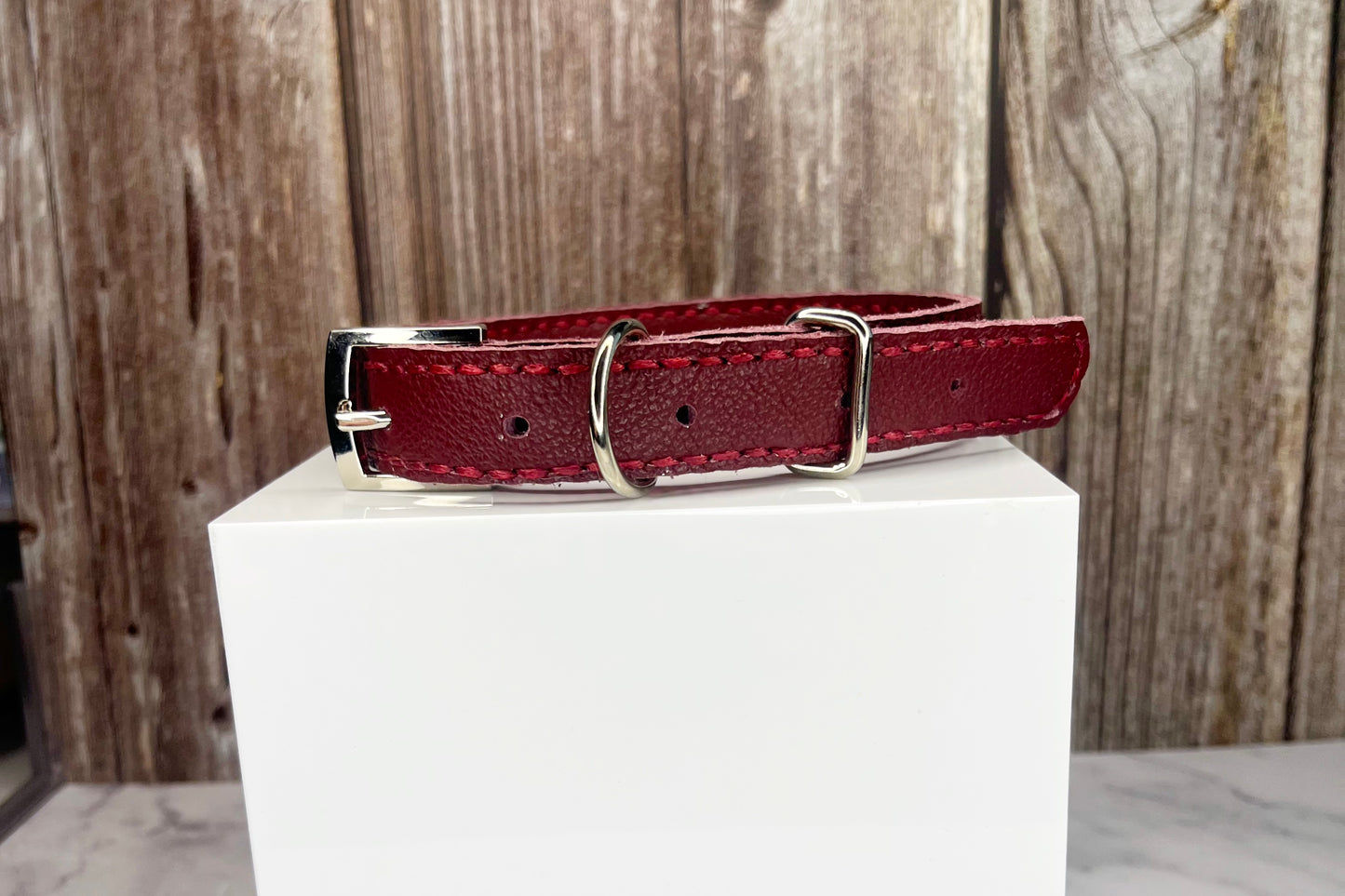 Medium Red Collar with Red Diamantes