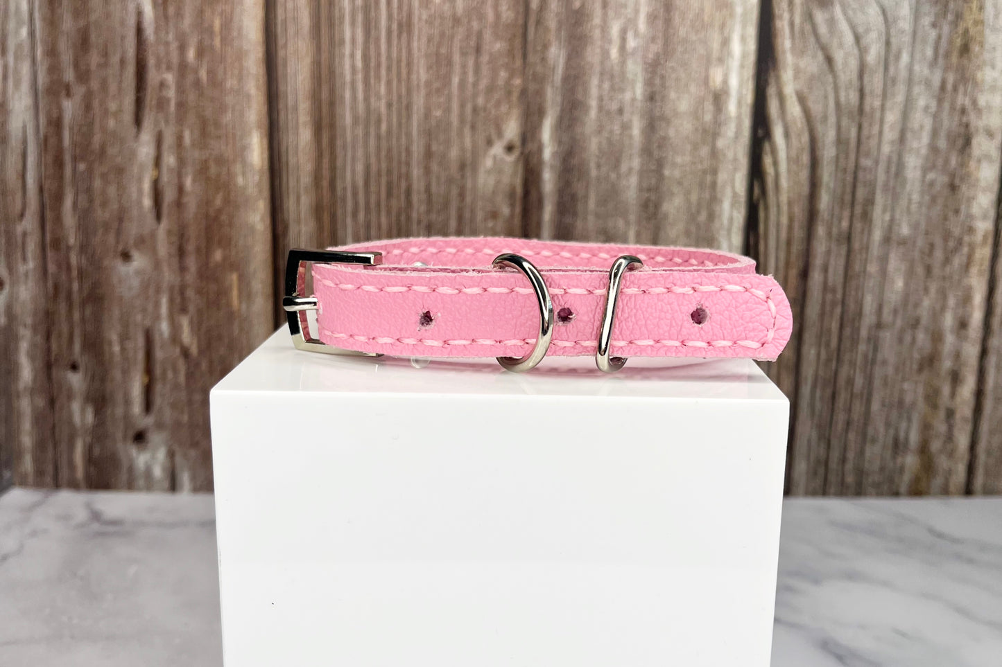 Small Pink Collar with Red Diamantes