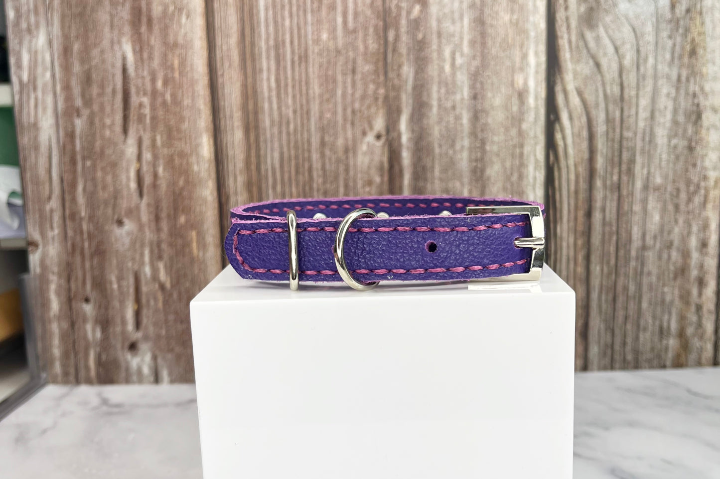 Small Purple Collar with Violet Diamantes