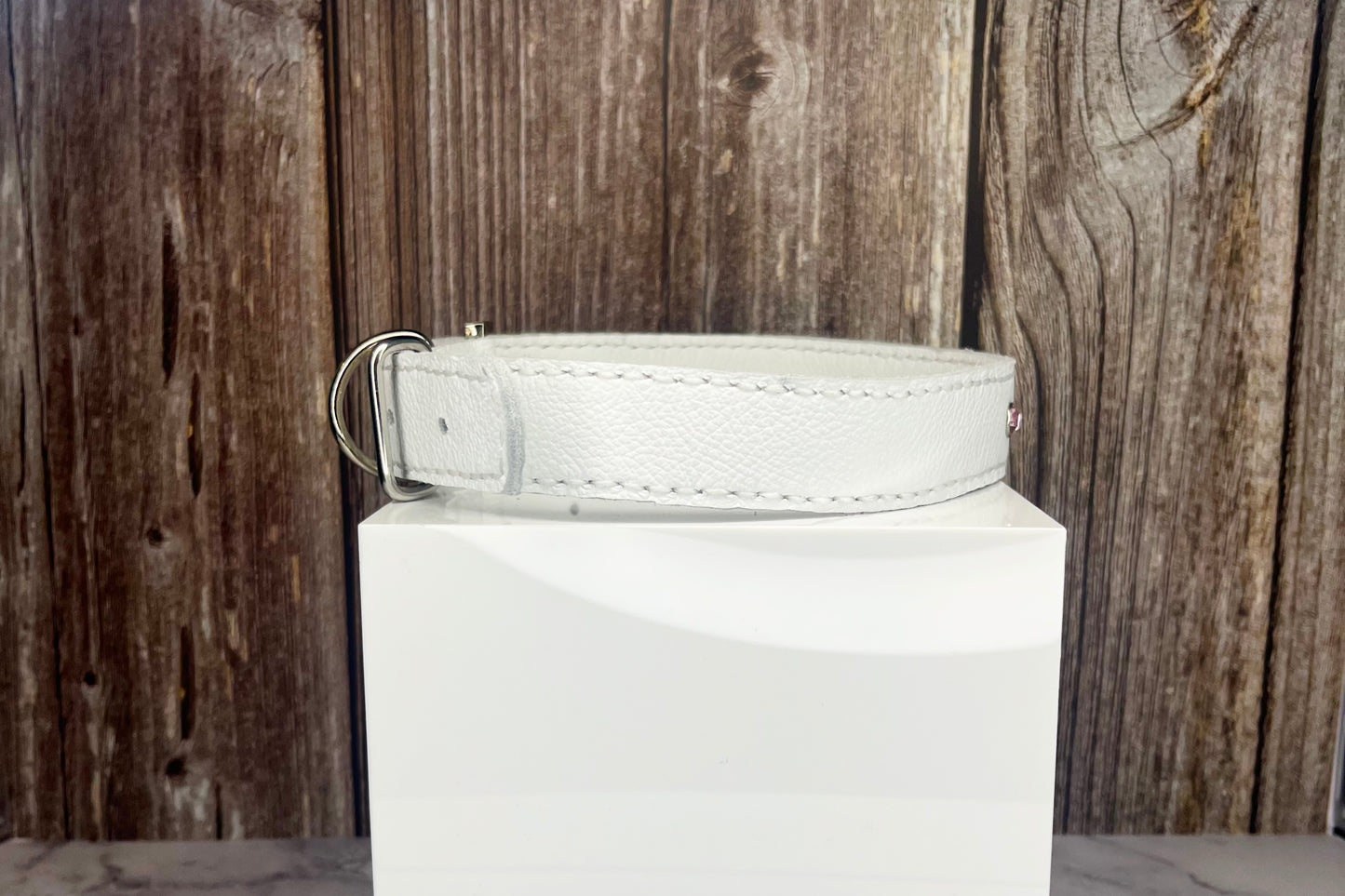 Large White Collar with Light Pink Diamante