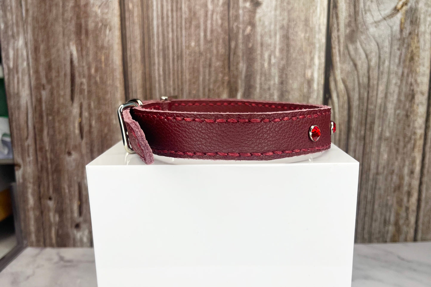 Medium Red Collar with Red Diamantes