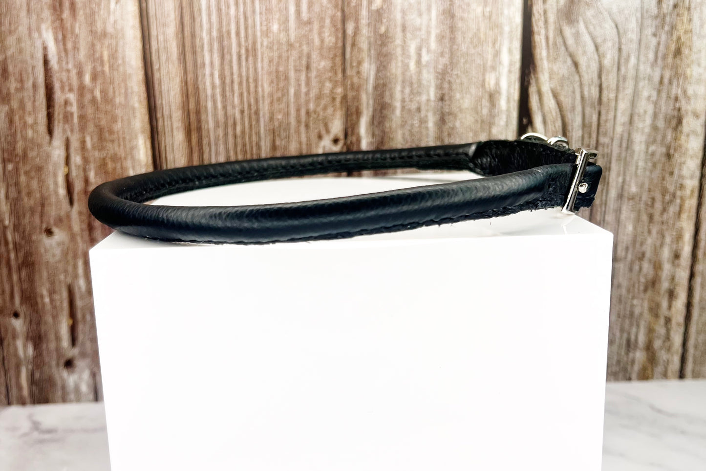 Thick Black Rolled Collar